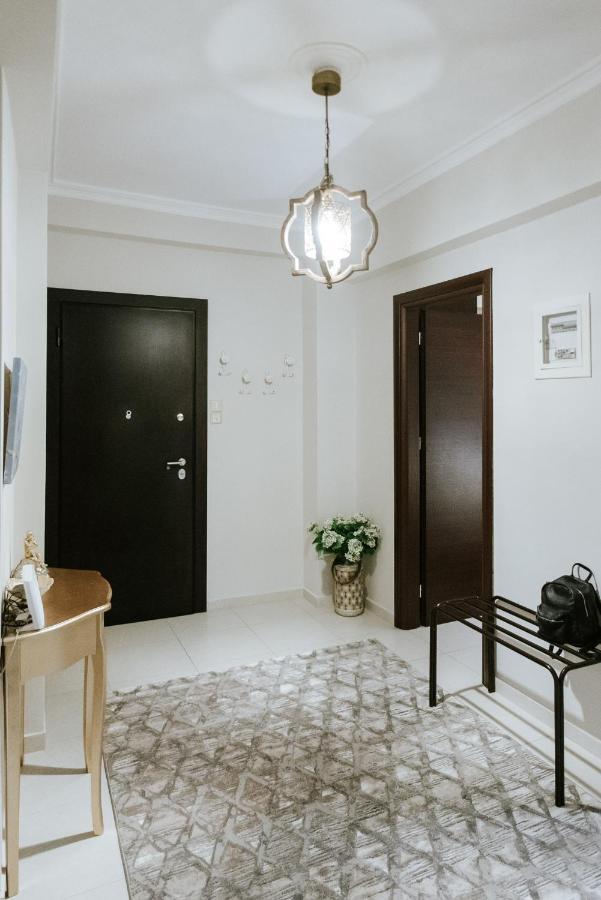 Best House, Ellinou Stratiotou, Ayia, Patra Exterior foto